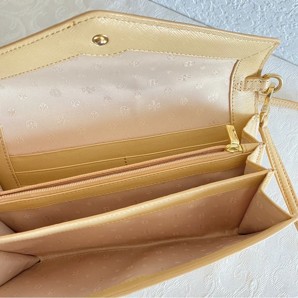 Tory Burch Envelope Robinson crossbody bag/ clutch